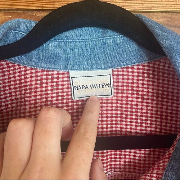 Napa Valley red checkered button down • vintage 90s - Picture 3 of 7